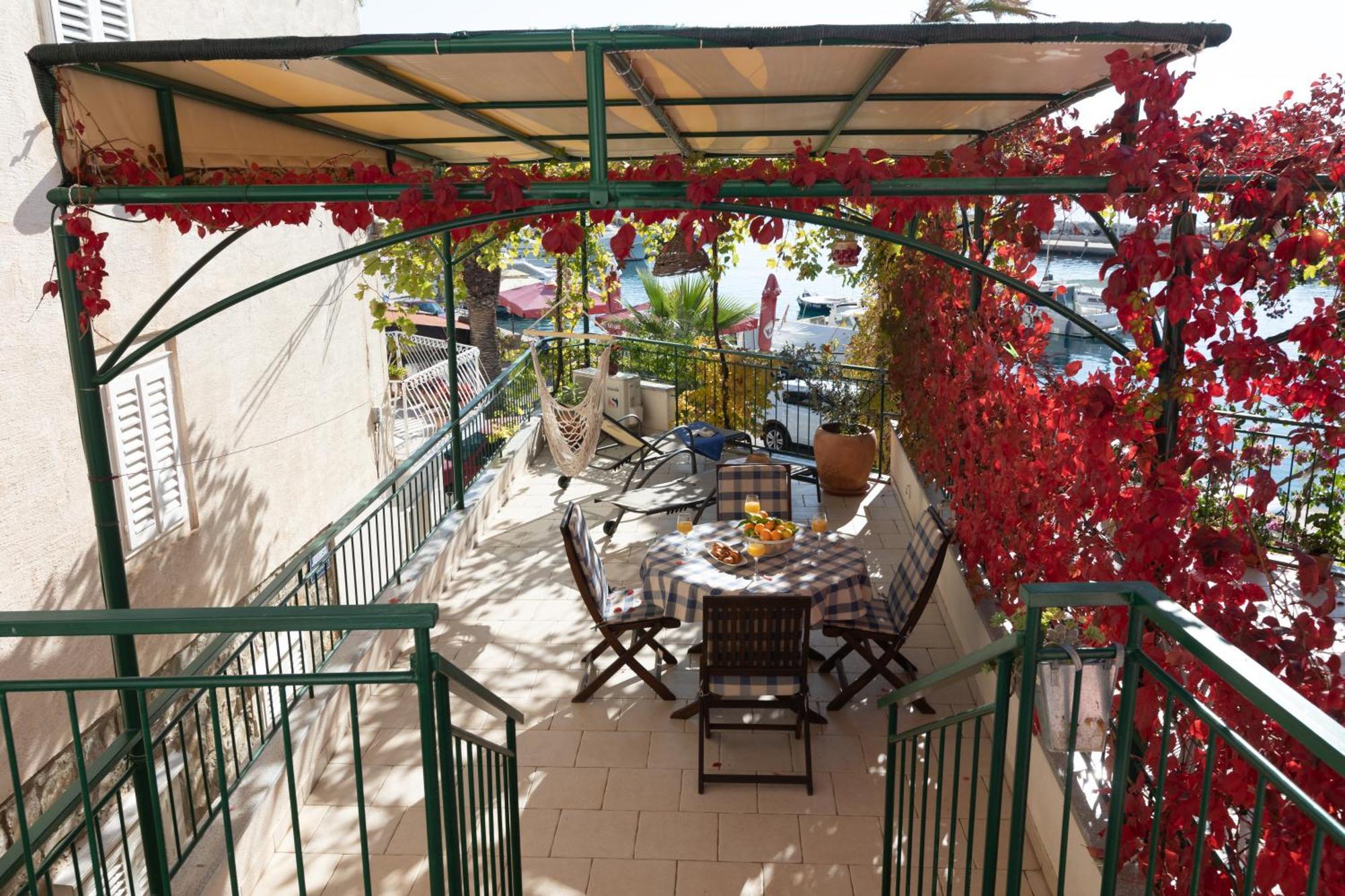 Apartment Top Terrace ポドゥゴラ エクステリア 写真